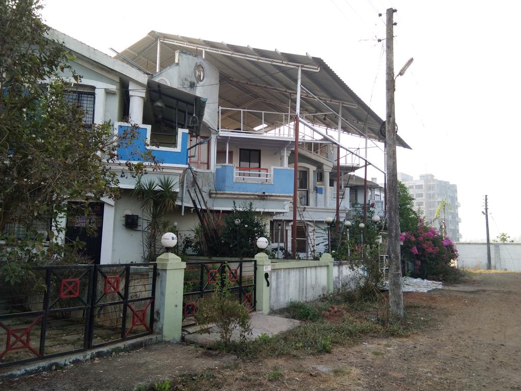 Villa in Navi Mumbai